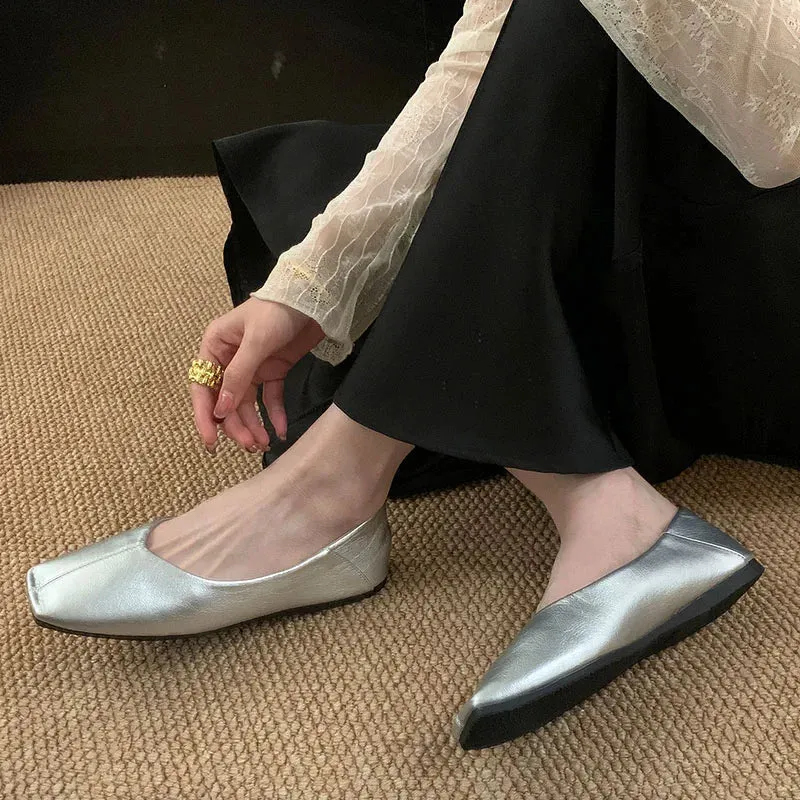 ADVBRIDGE  -  Spring New Brand Women Flat Shoes Fashion Round Toe Shallow Slip oN Ballerinas Shoes Soft Low Heel Boat Shoes New Woman Shoes