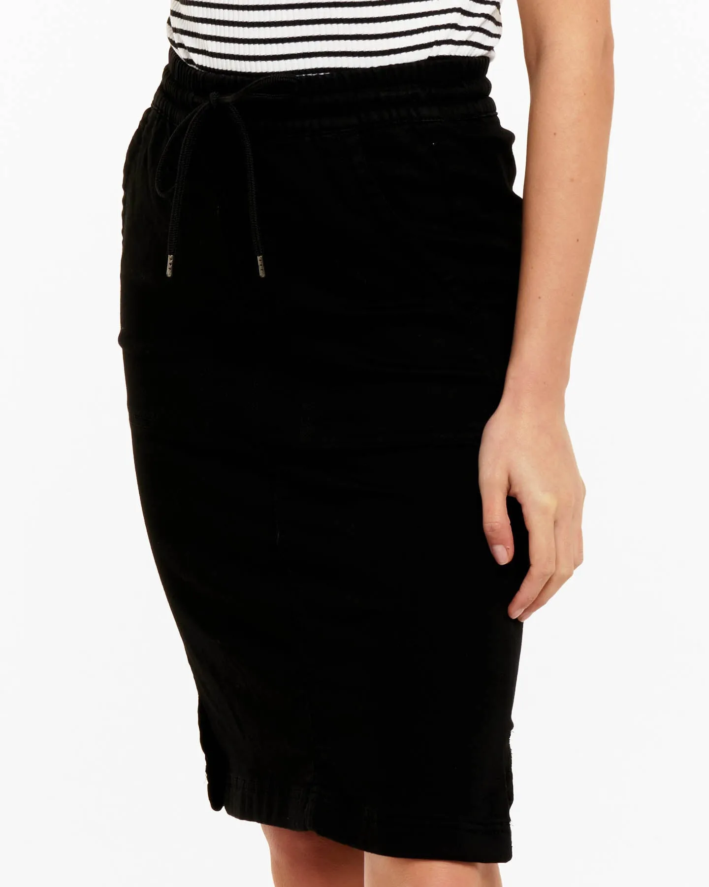 BETTY BASICS SIERRA SKIRT BLACK
