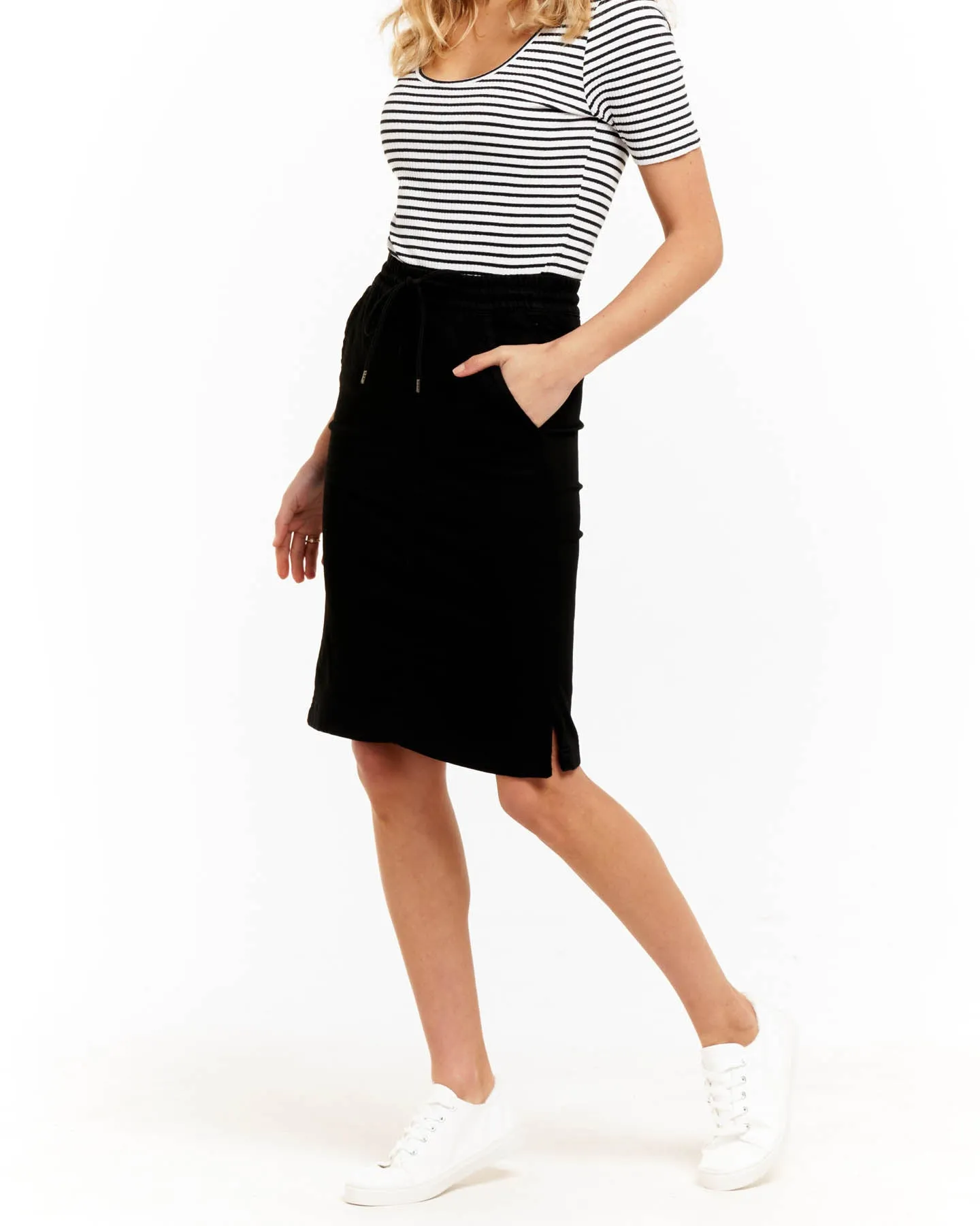 BETTY BASICS SIERRA SKIRT BLACK