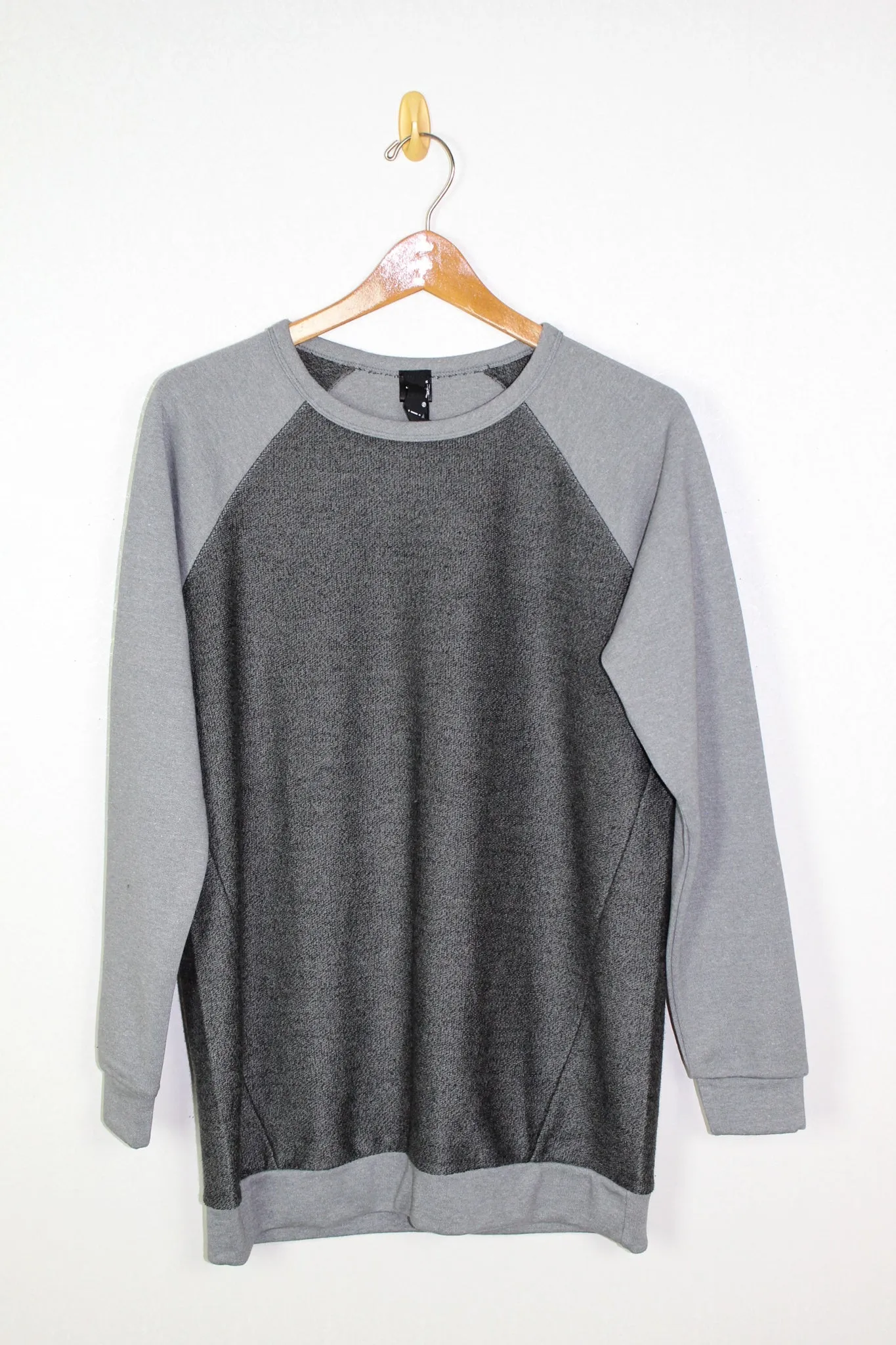 Bobi Raglan Long Sweatshirt