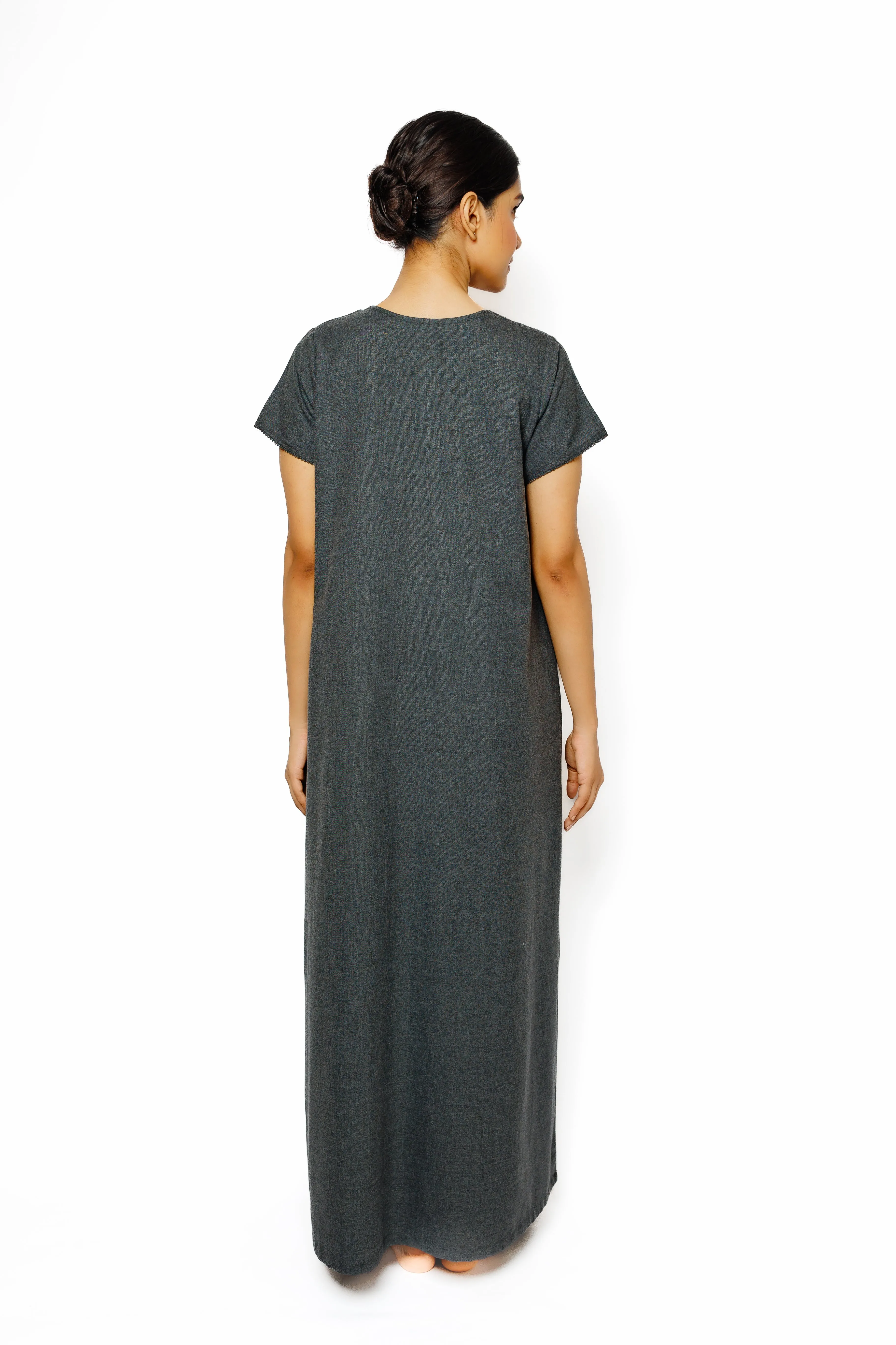 Charcoal Bloom – Embroidered Cotton Spun Nighty
