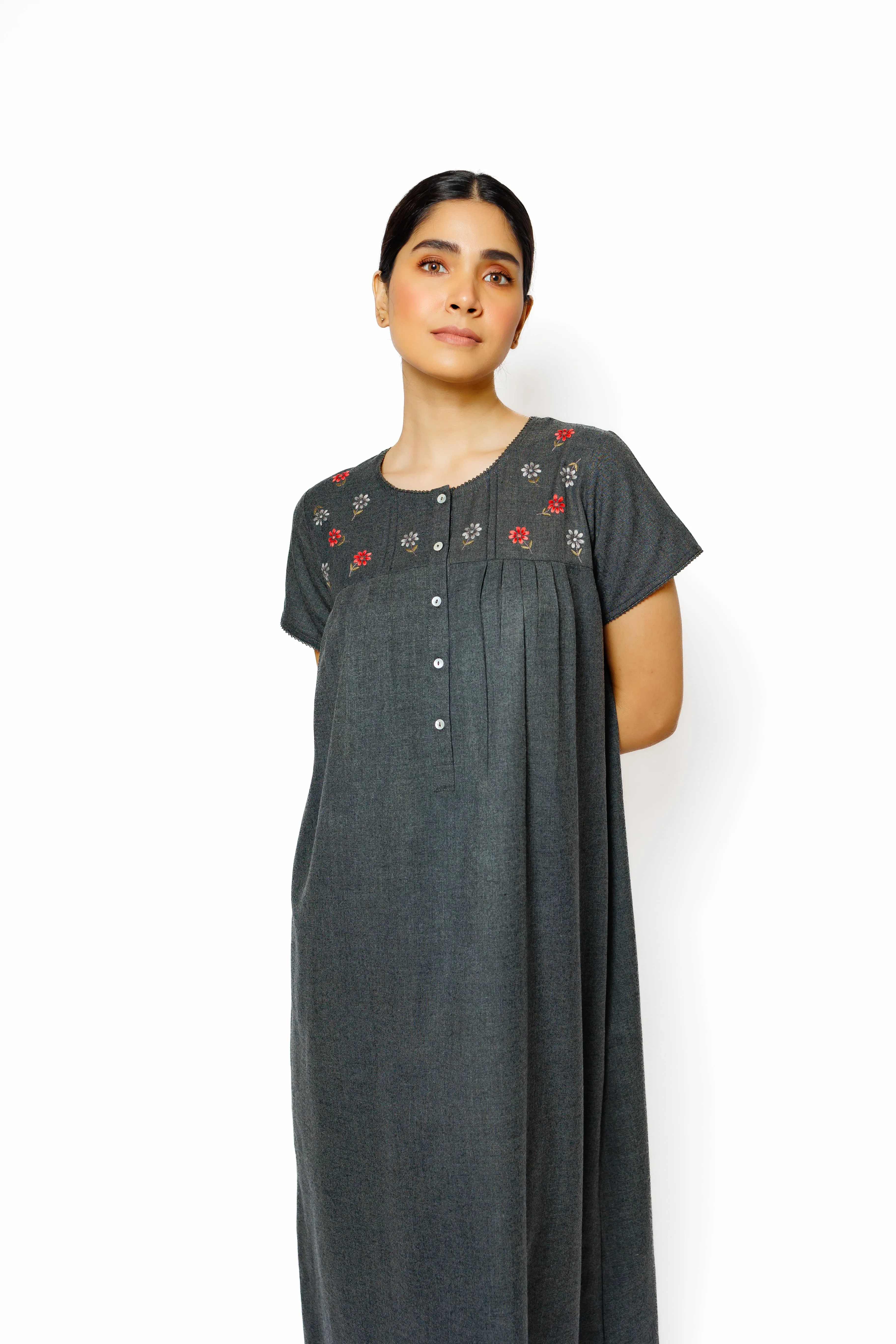 Charcoal Bloom – Embroidered Cotton Spun Nighty