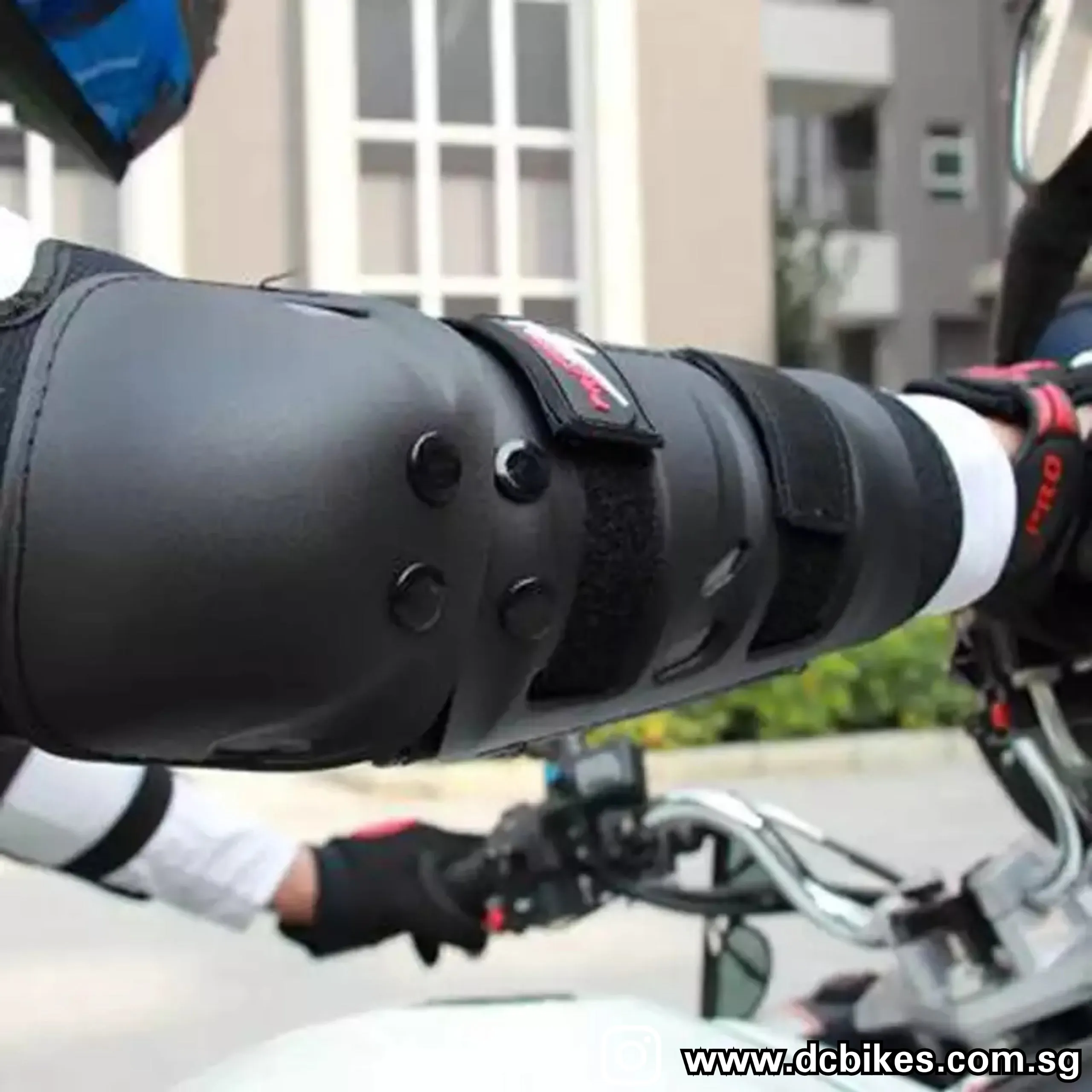 Competition MTB Black Knee Guards Shin Pads   Elbow Guards