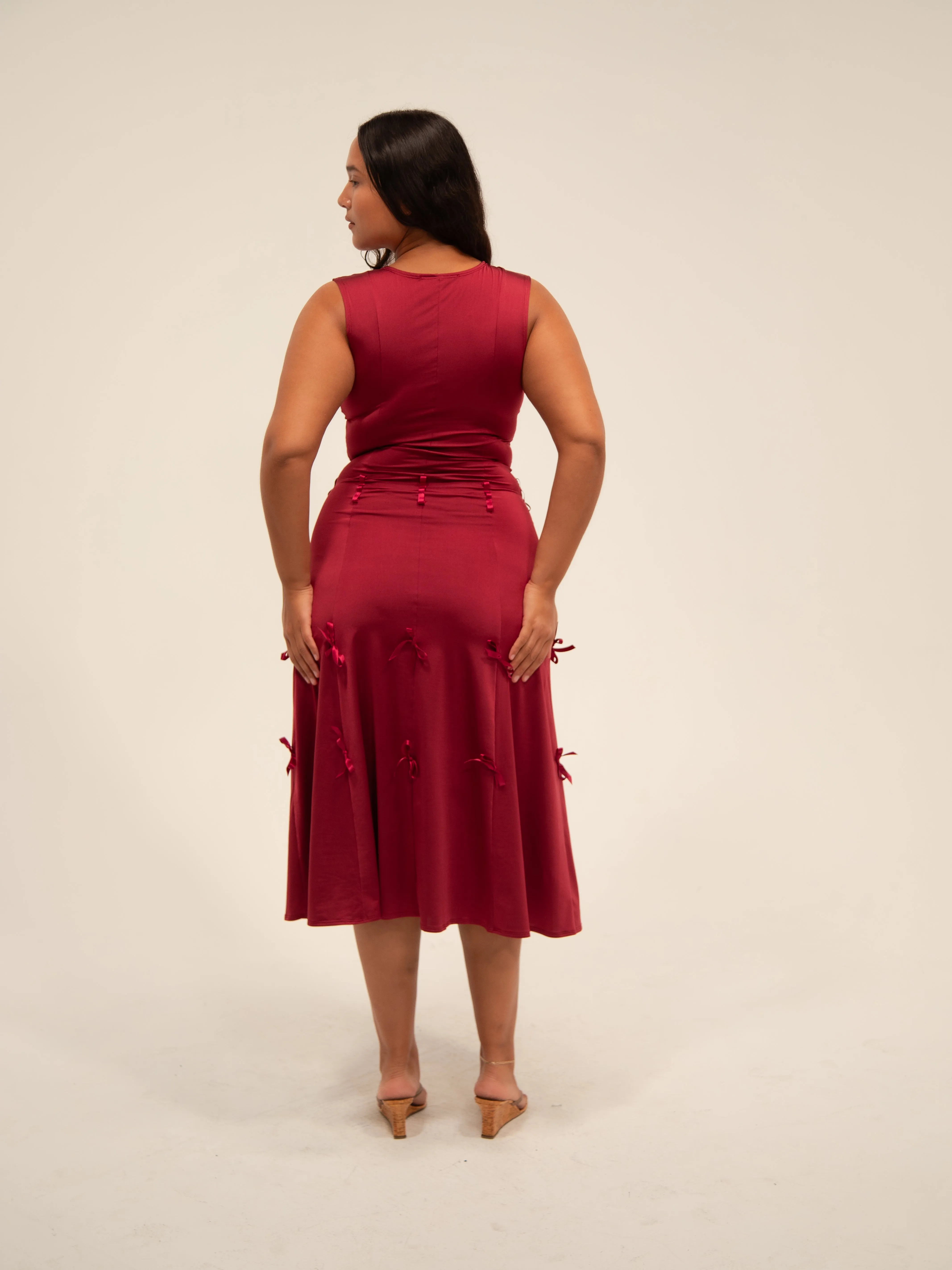 HEIRESS DRESS IN SANGRIA