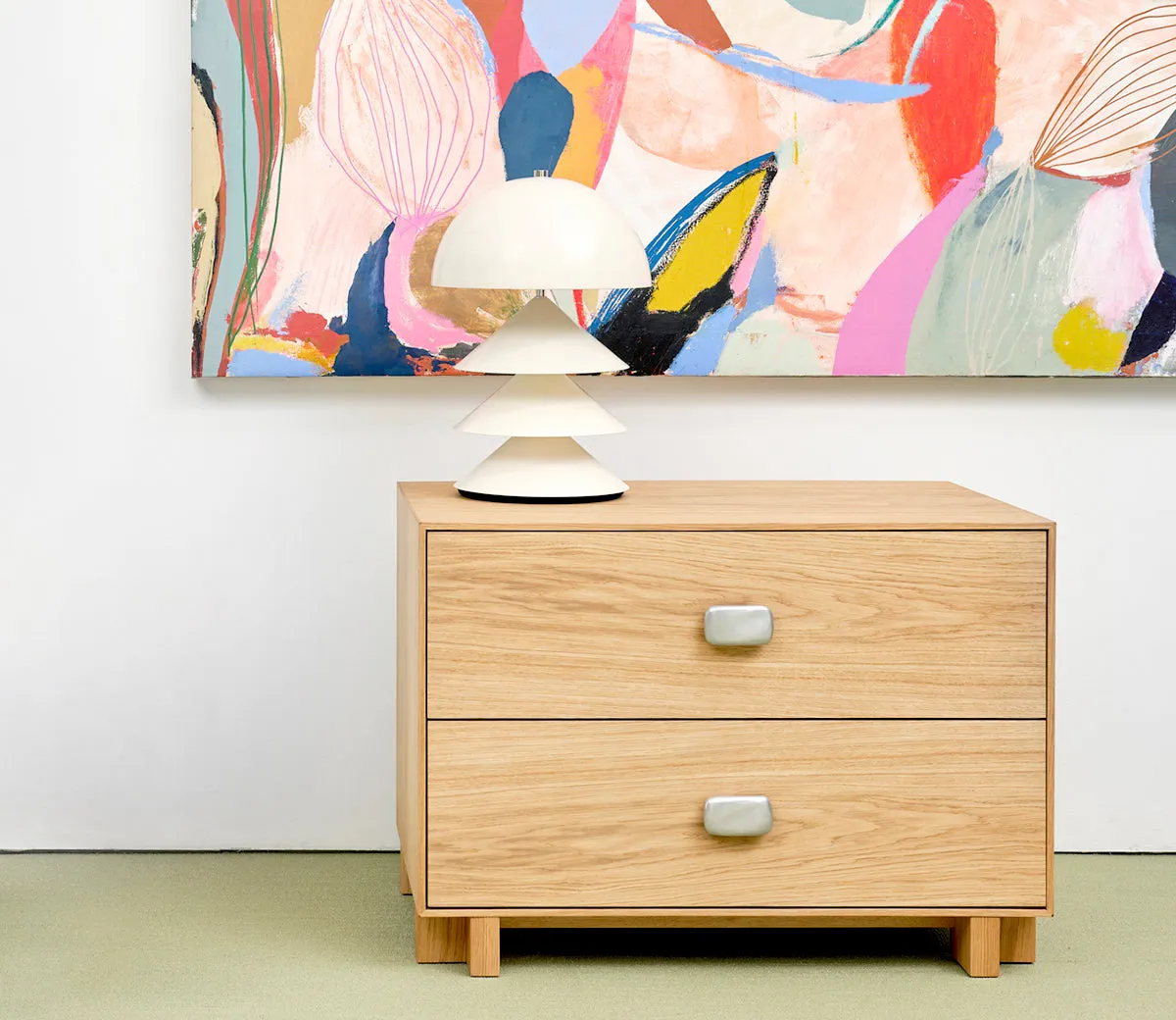 Junius table lamp