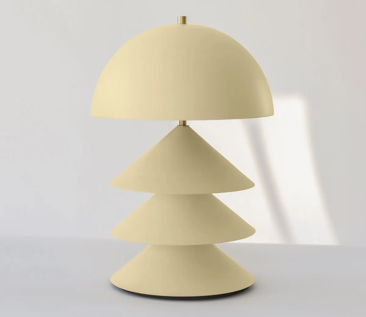 Junius table lamp