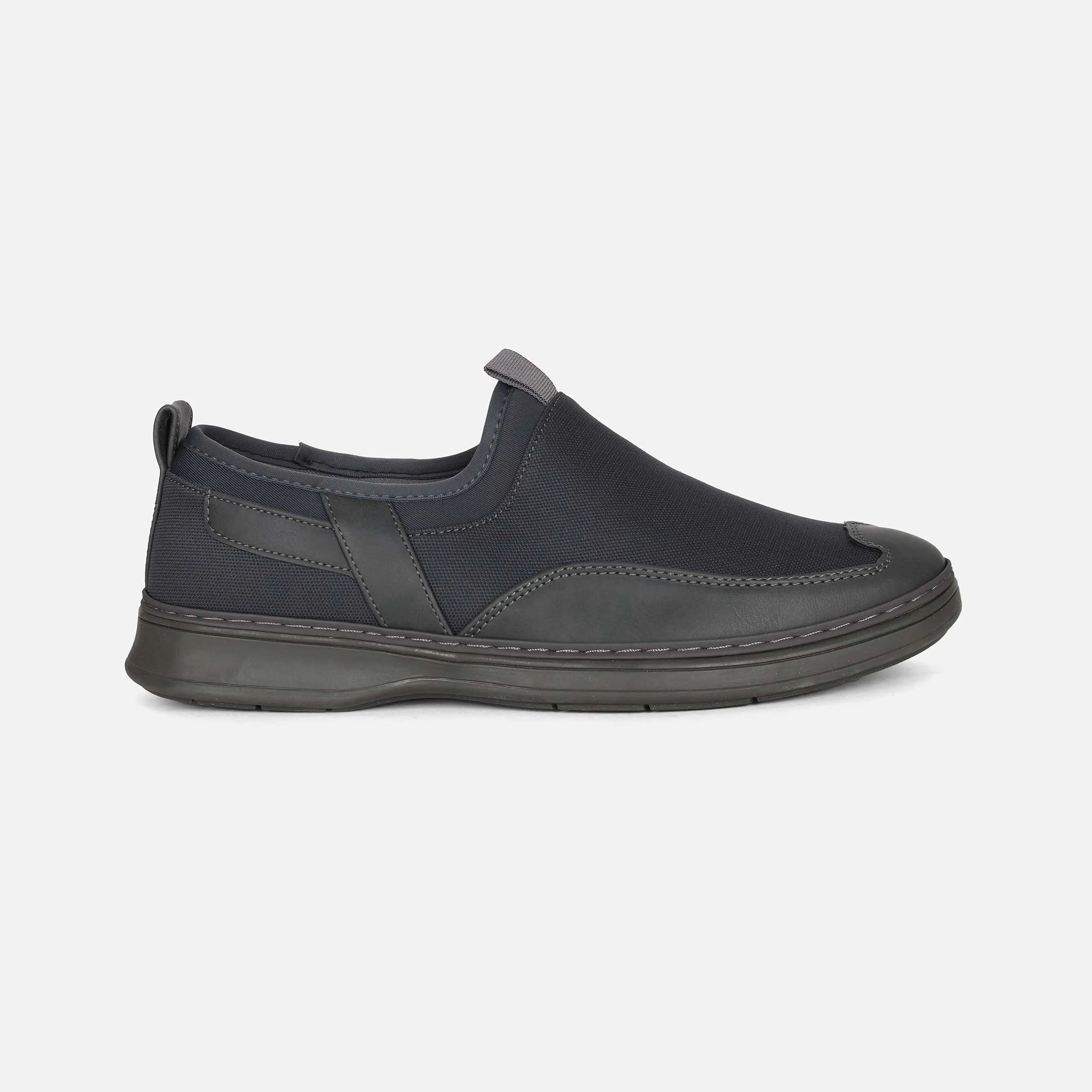 MEN CASUAL SLIP-ON SHOES
