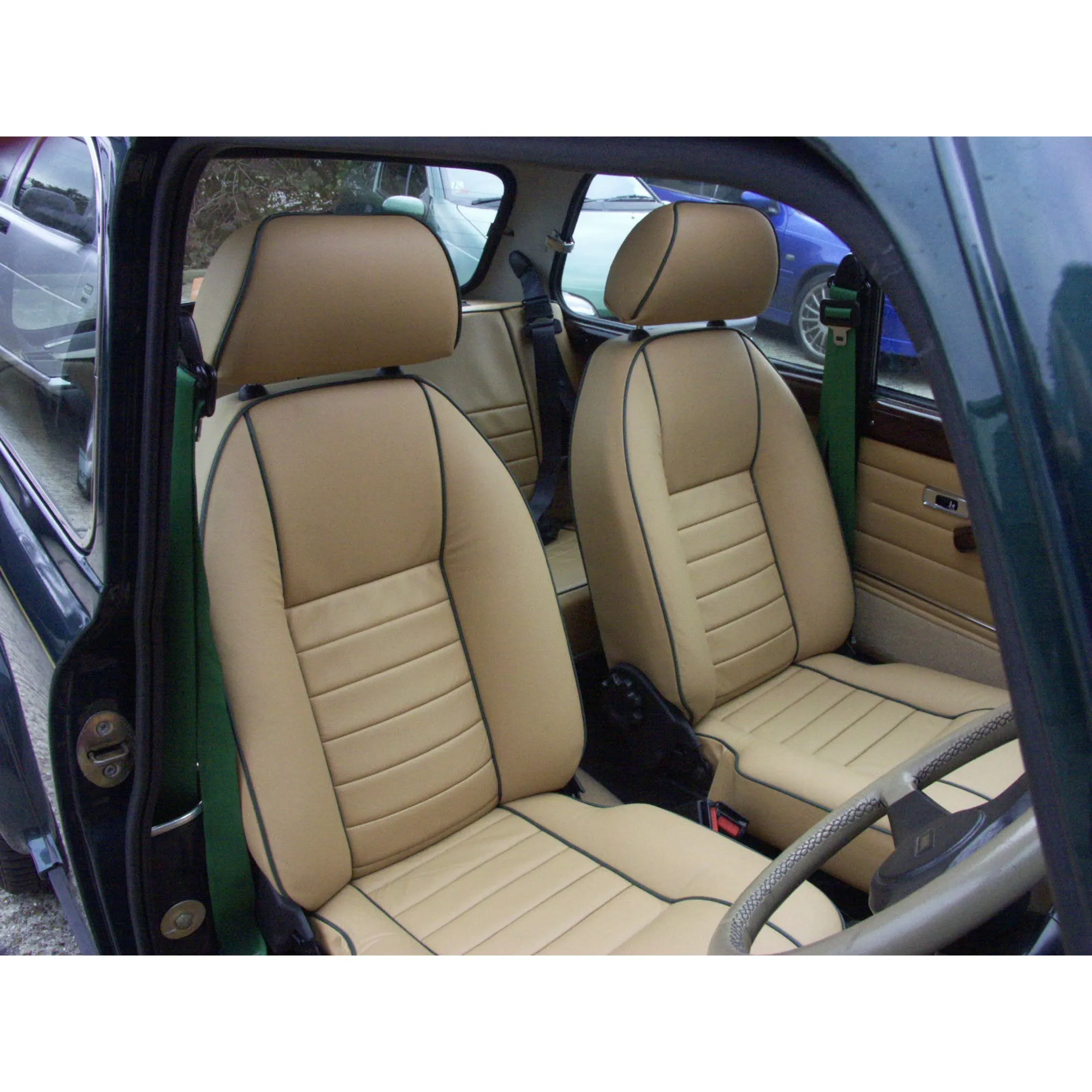 MINI SUFFOLK RECLINING SEAT RIGHT HAND (VINYL)