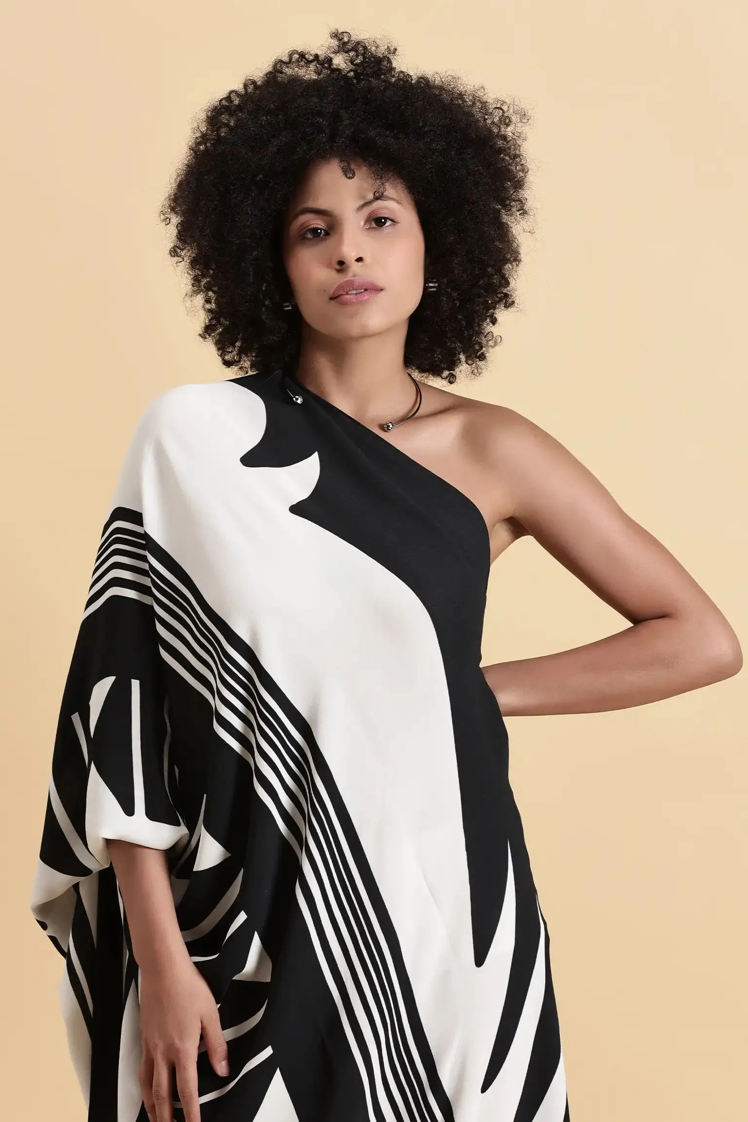 Monochrome Muse Kaftan