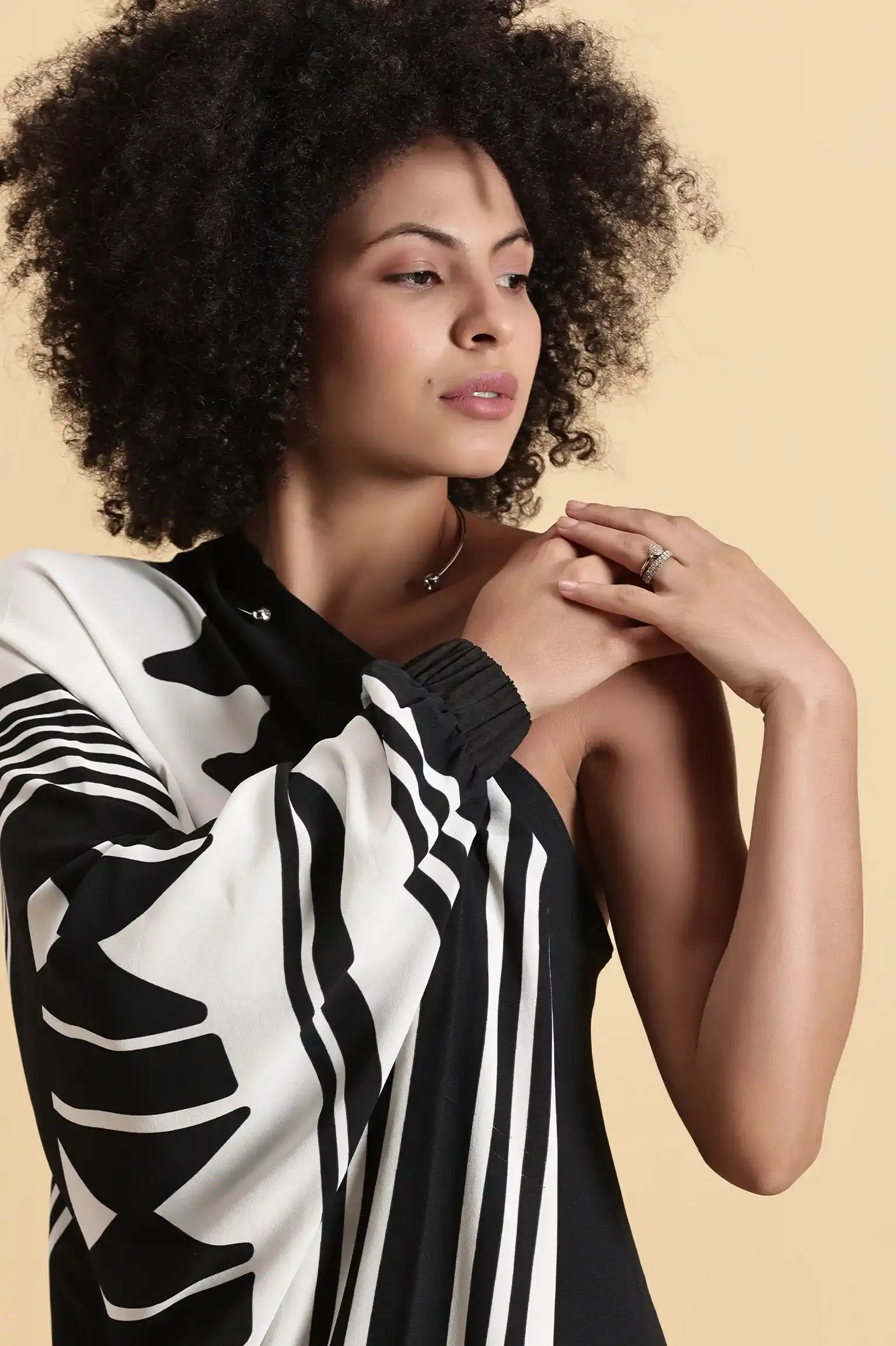 Monochrome Muse Kaftan