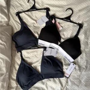 NWT Calvin Klein Modern Cotton Lightly Lined Triangle Bralettes Bra Bundle