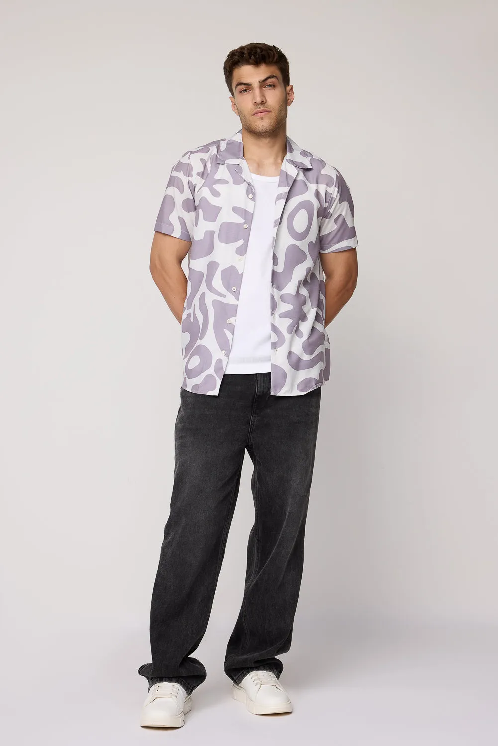 Plum Beachy Printed Men's Relaxed Shirt