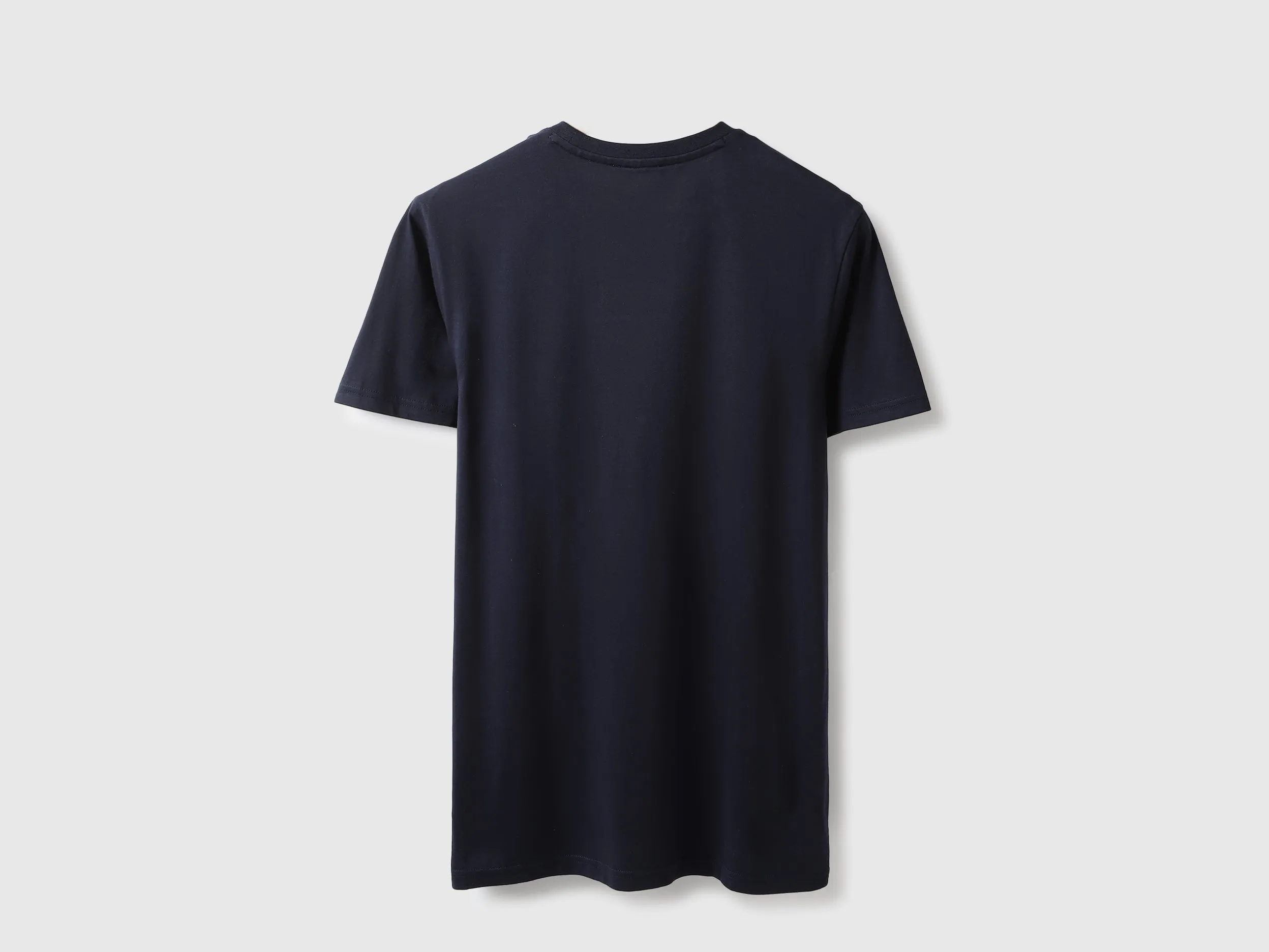 Regular Fit Round Neck Solid Tshirt