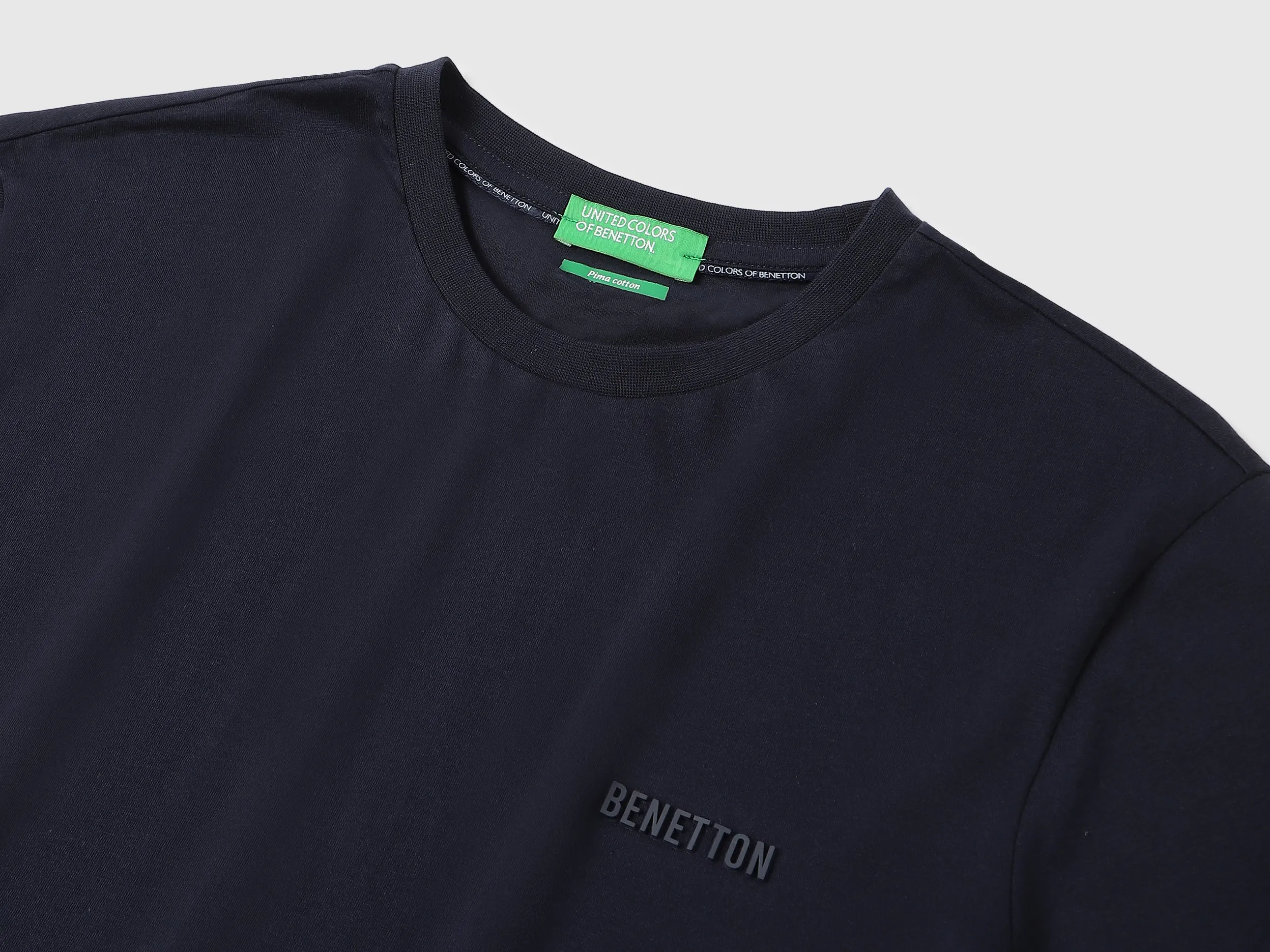 Regular Fit Round Neck Solid Tshirt