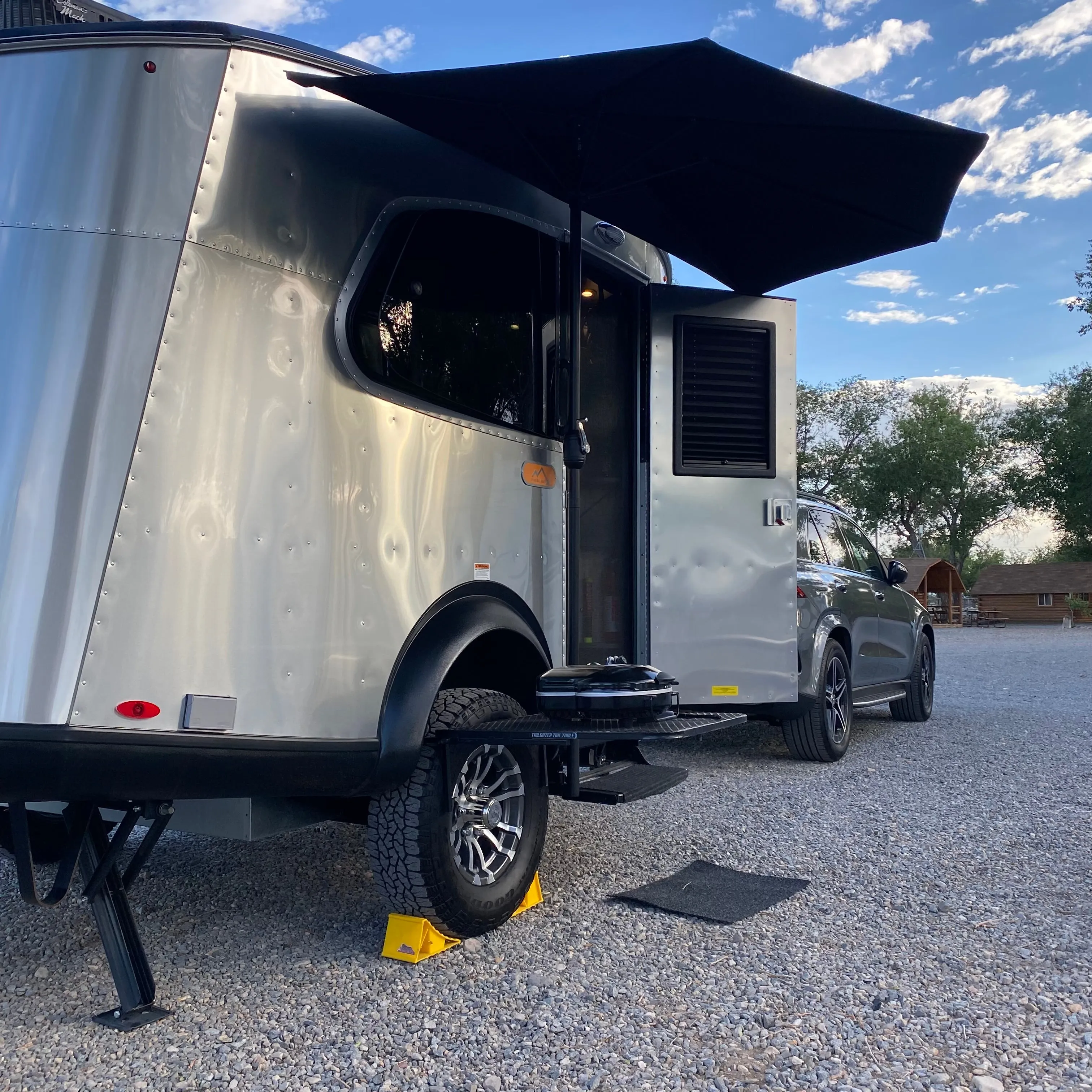 TailGater Tire Table