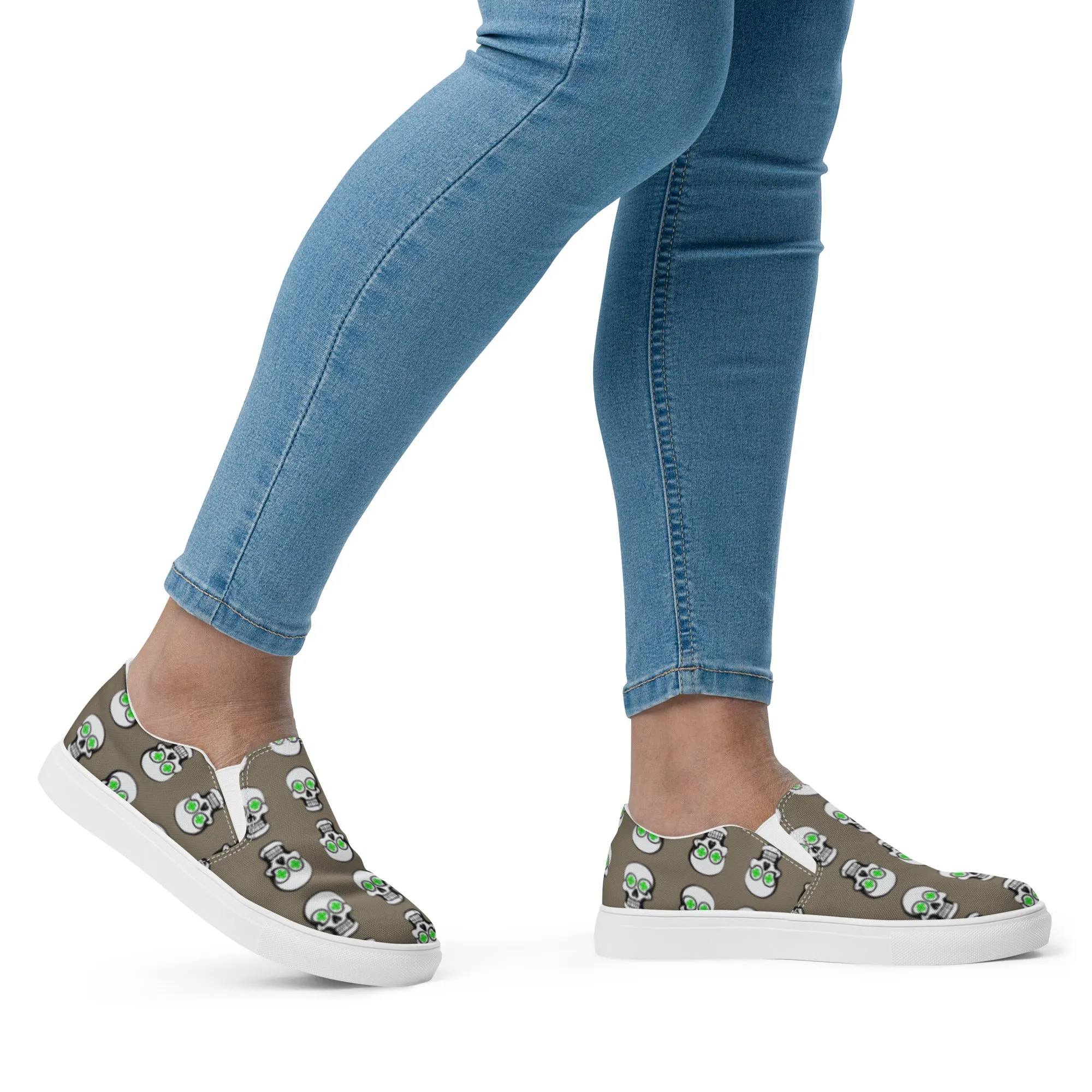 Women’s Clover Skull Slip-On Shoes