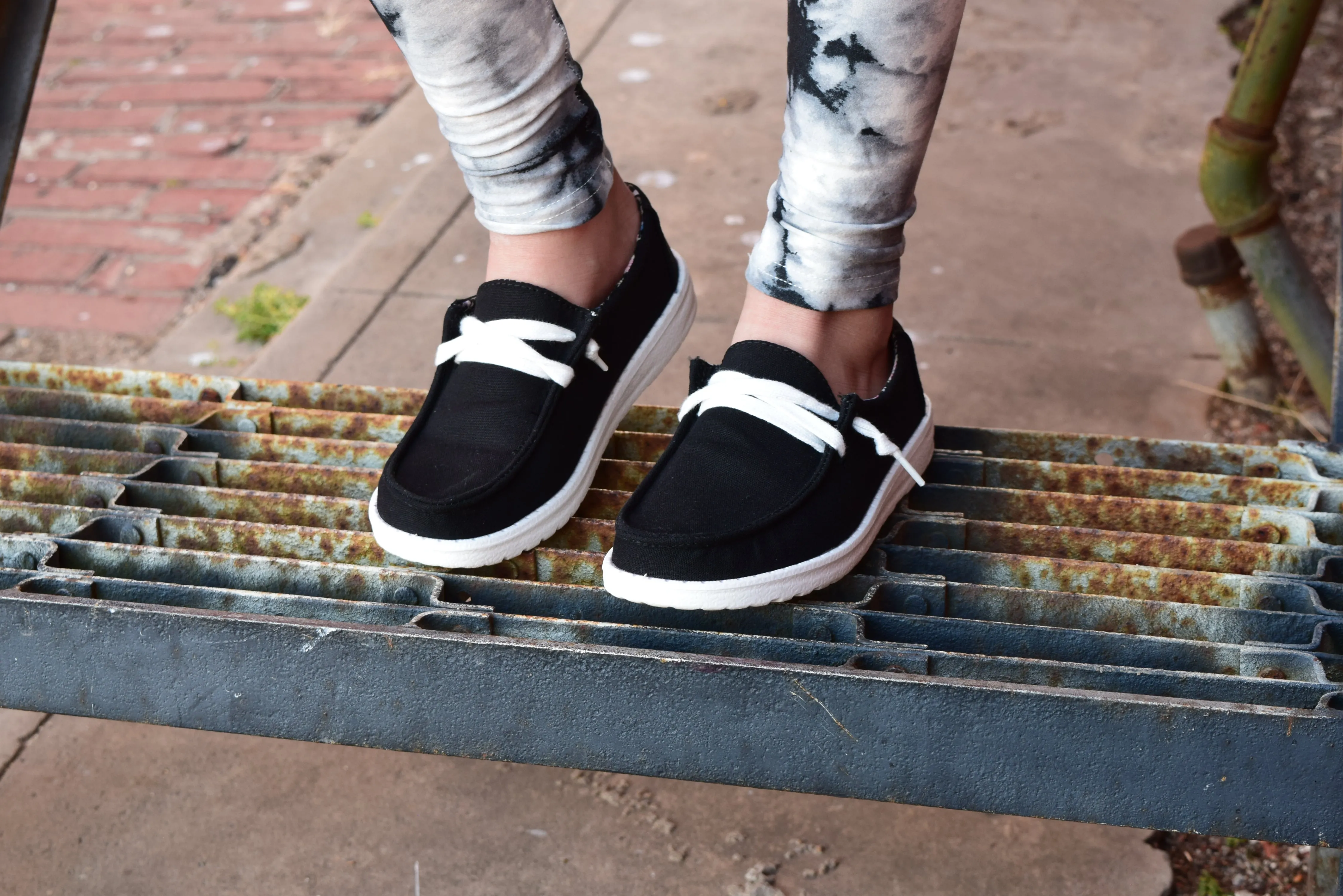 Youth Gypsy Jazz Charming Black Slip on Shoe
